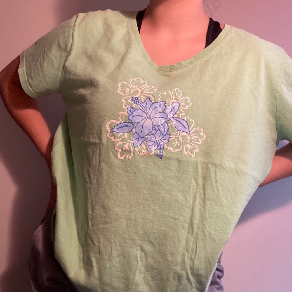 graphic tee